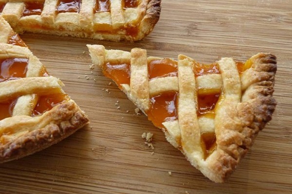 Пироги с яблочным повидлом – вкусная задачка с простым решением