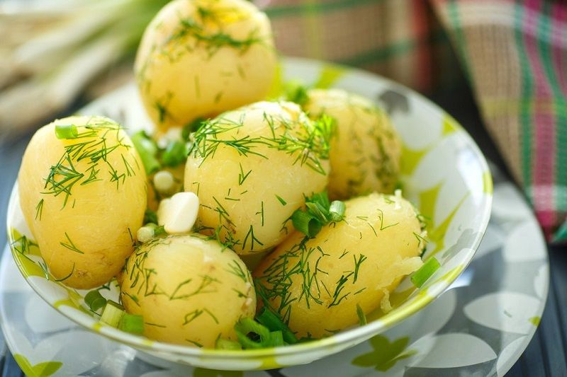 Что приготовить из молодого картофеля: обалденные блюда для настоящих ценителей