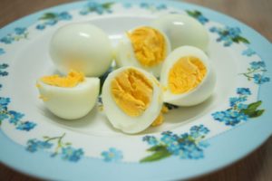 Исследования показали, что будет с вашим телом, если съедать по 2 яйца в день