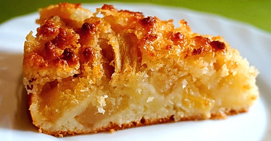Лучший осенний десерт — Нежный творожный пирог с яблоками и кокосовой карамелью