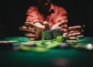 Возможен ли заработок в онлайн казино? Возможен ли заработок в онлайн казино?