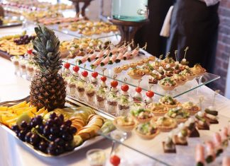 Что такое кейтеринг и как все правильно оформить? Что такое кейтеринг и как все правильно оформить?