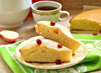 Как приготовить манник с йогуртом и медом?