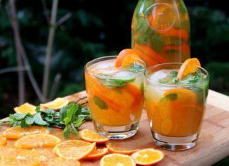 Мохито с абрикосами и белым ромом