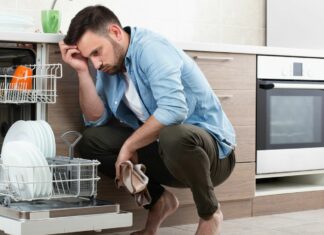 Типичные проблемы, которые случаются с посудомоечными машинками Типичные проблемы, которые случаются с посудомоечными машинками