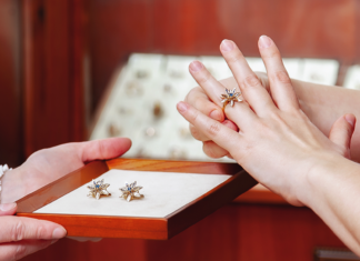 Как выбрать украшения женщине Как выбрать украшения женщине