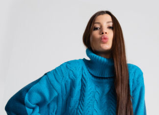 Как правильно выбирать женские свитера? Как правильно выбирать женские свитера?