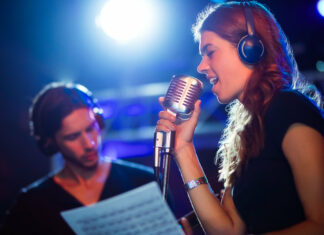 Сведение поп-вокала во время Сведение поп-вокала во время