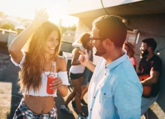 Как и где познакомиться с девушкой? Как и где познакомиться с девушкой