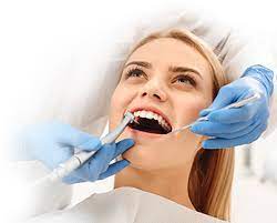 Популярные услуги стоматологов и критерии при выборе стоматологической клиники