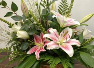 Изящные лилии с доставкой от AzaliaNow