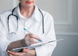 Когда стоит записаться на прием хирурга: что нужно знать каждому