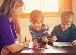 Совместное раскрашивание: отдых и перезагрузка для родителей и детей